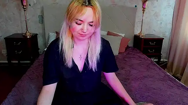 Iriska mini online show from September 14, 8:34 am