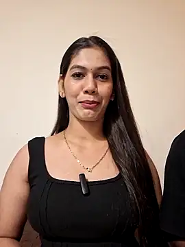 Garima G online show from March 17, 5:17 pm