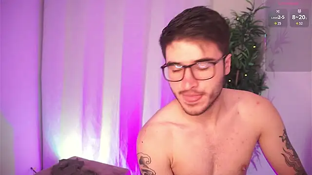 dam0n fr0st online show from February 19, 6:40 pm