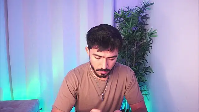 dam0n fr0st online show from April 8, 1:52 am