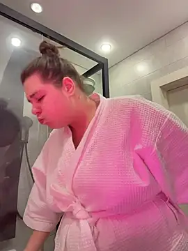 SuzieMurray online show from March 11, 8:29 am