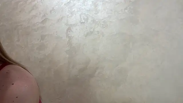 CaitlinaJayne23 online show from May 21, 3:37 am