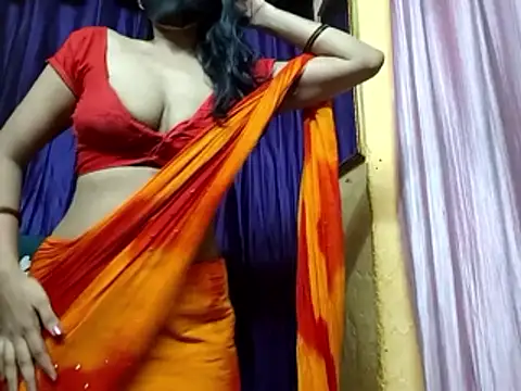 poojaxxx65 online show from June 15, 9:48 pm