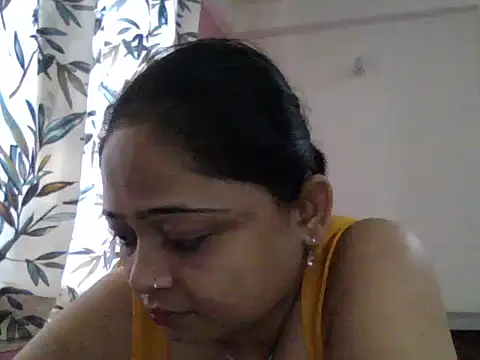 Snapshot of manvi199407 chatting on September 18, 12:37 pm manvi199407 online show from September 18, 12:37 pm