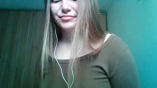Evasapples online show from May 20, 8:28 pm