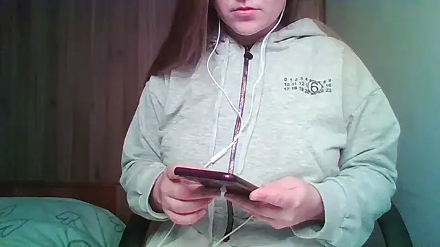 Evasapples online show from May 10, 4:53 pm