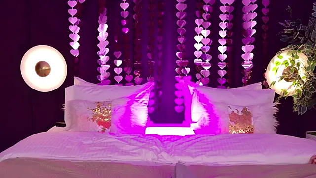 HelenaMorgan online show from March 28, 8:36 am