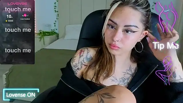 baby  kim online show from October 18, 5:32 am