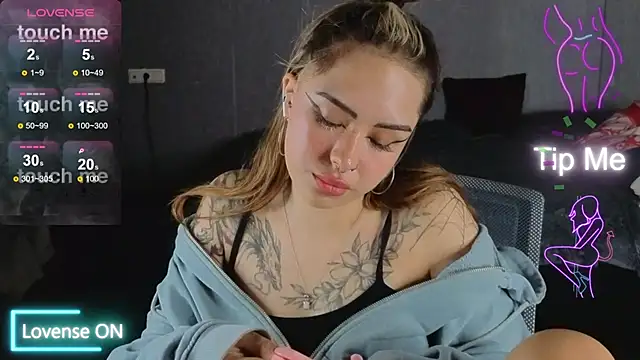 baby  kim online show from October 8, 5:23 am