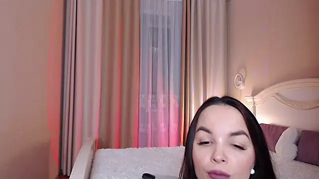 Avylew online show from October 8, 8:46 pm