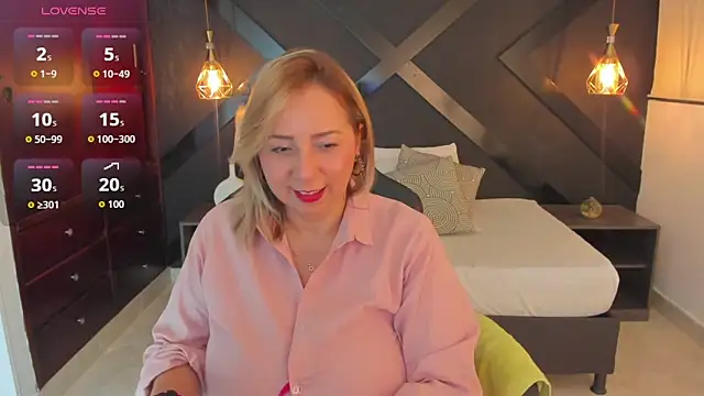 andre soto  online show from May 12, 1:36 am