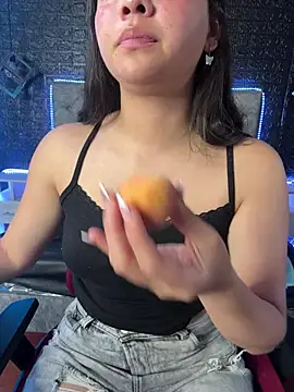 Paloma  LS online show from March 21, 7:08 pm