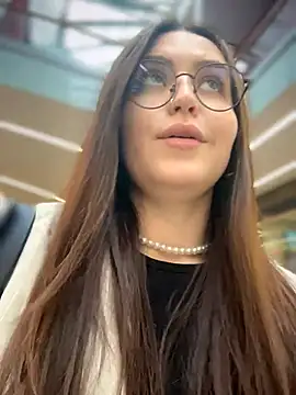 meow girl online show from May 18, 3:51 pm