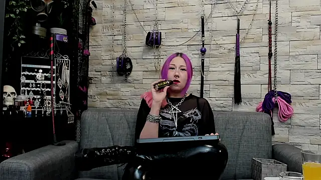 CruelMistress online show from May 25, 1:37 am