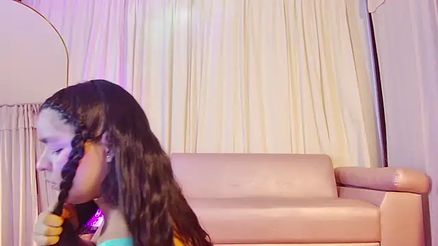 HayamiKioto online show from April 6, 4:19 pm