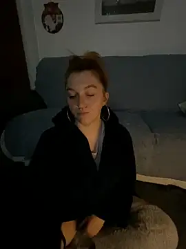 Stoner BarbieXX online show from December 13, 10:59 pm