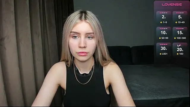 Kitty Aurora online show from October 27, 4:57 pm