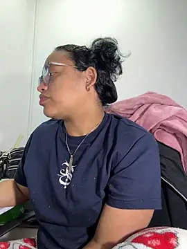 angela angels  online show from October 25, 4:42 am