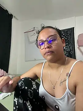 angela angels  online show from March 3, 8:53 am