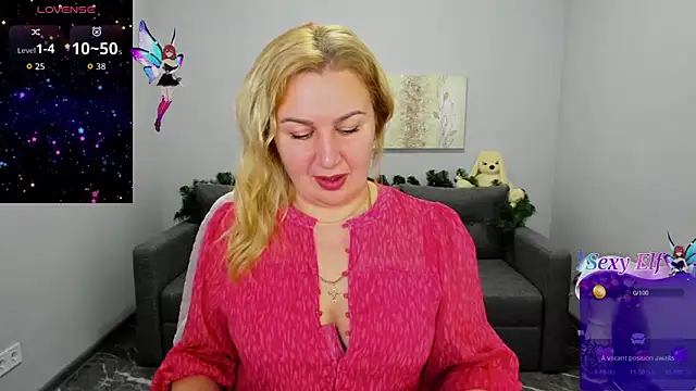 Lili Crossi online show from December 18, 7:13 am