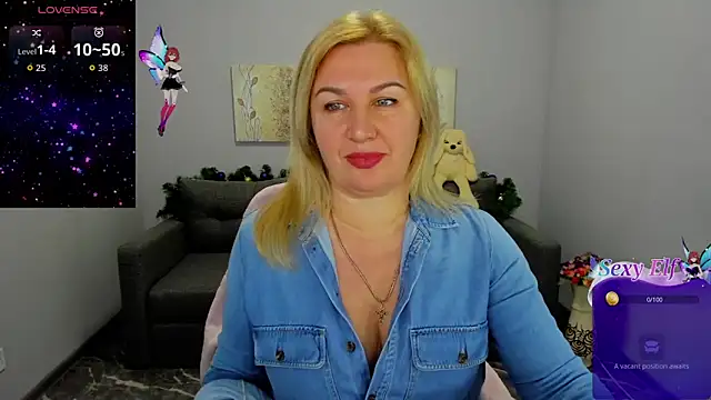 Lili Crossi online show from December 22, 7:00 am