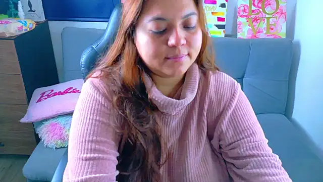 Rebeca charme21 online show from February 3, 11:15 am