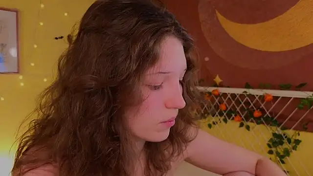 lea belle  online show from October 23, 4:35 pm