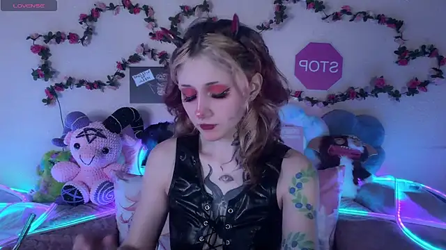  Devill Baby online show from May 15, 5:26 pm