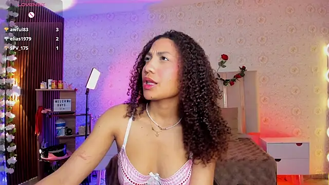 Daphnne tay online show from April 6, 4:46 am