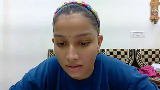 Aleena Rai online show from October 4, 6:23 pm
