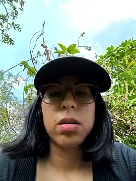 MirandaSingle online show from May 23, 2:48 pm