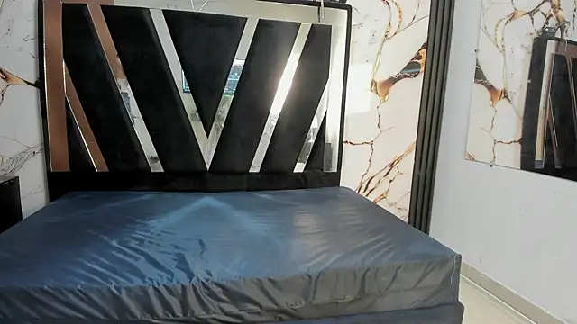 KarinaSimonz online show from October 18, 7:48 pm