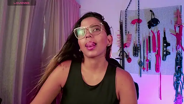 Megaan Greey online show from October 15, 1:14 pm