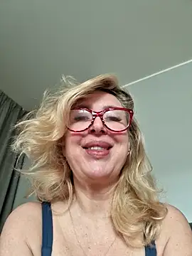 MariaRichi  online show from May 11, 8:16 am