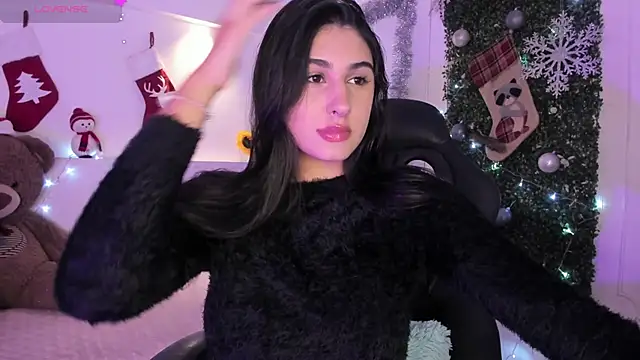 Ashley Evans18 online show from December 5, 1:45 pm