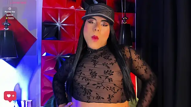 Emili Roux online show from October 6, 6:45 pm