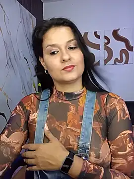 elena jonees online show from May 21, 8:40 pm