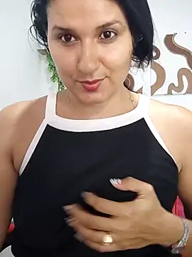 elena jonees online show from October 29, 8:55 pm