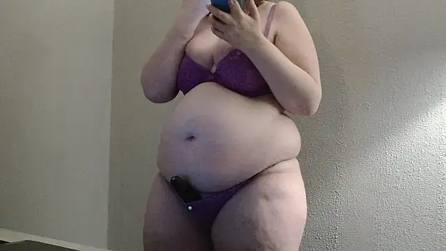 desiree1981 online show from February 13, 4:19 pm