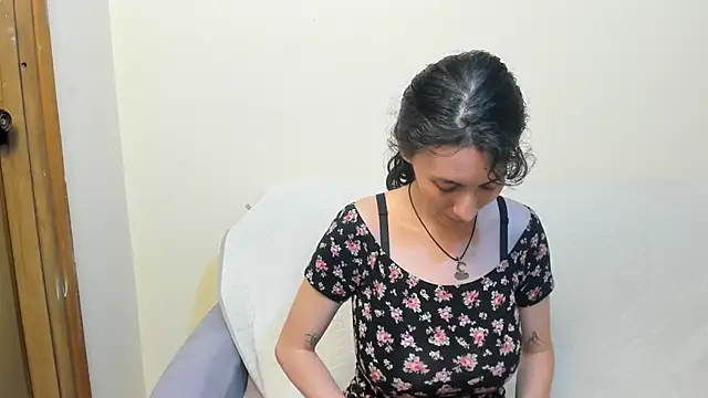 Snapshot of Electraa_fox chatting on September 17, 3:37 am Electraa fox online show from September 17, 3:37 am