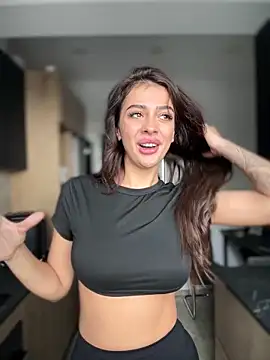 LaraVegas  online show from October 18, 8:17 am