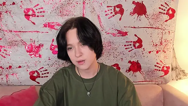 fiamoory online show from October 31, 8:51 am