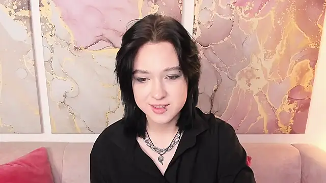 fiamoory online show from October 15, 1:19 am