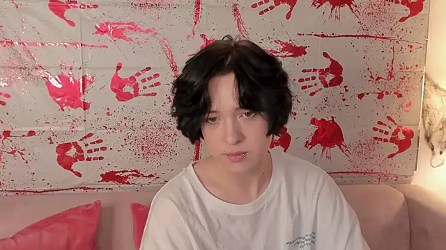 fiamoory online show from October 19, 6:15 am