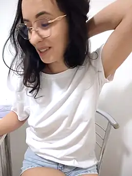 saidaskye online show from February 3, 3:50 pm