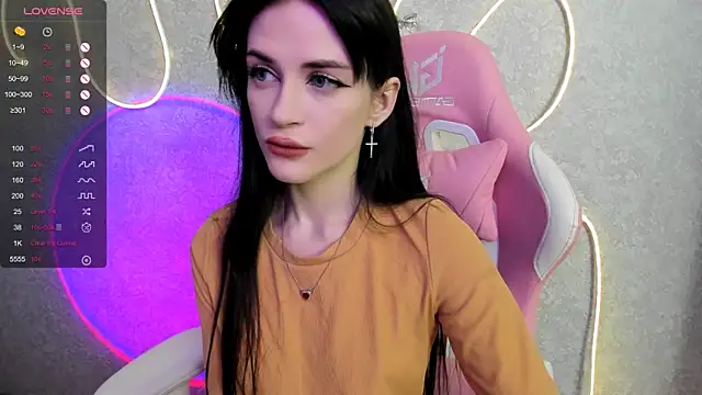 Molly Crystall online show from May 18, 3:38 am
