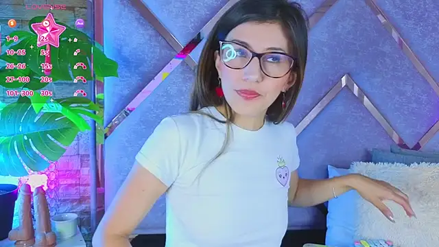  jade white  online show from March 18, 2:22 pm