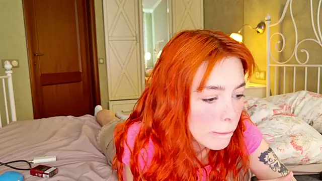 hard candyy online show from May 10, 11:01 am