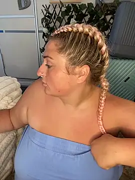 mimiprincessxoox online show from September 18, 9:19 am