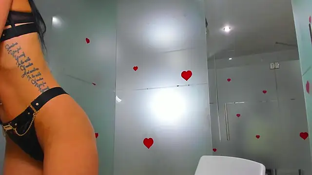 Queenrafaella online show from May 26, 3:50 am